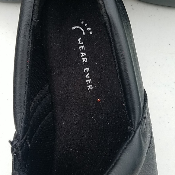 Shoes - Picture 3 of 6